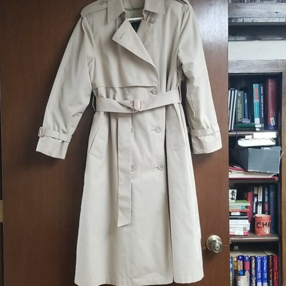 London Fog Roseanna Size 6 Petite Trenchcoat